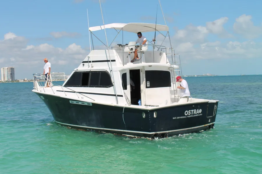 TIKI TIKI PARTY BOAT