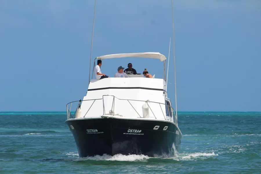 TIKI TIKI PARTY BOAT